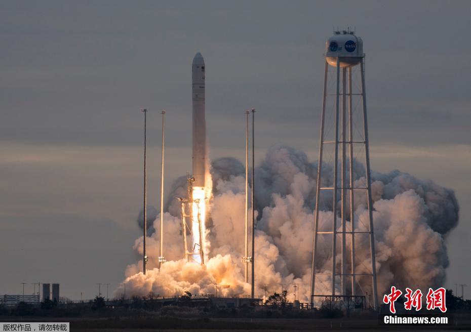 С космодрома в США стартовала ракета Antares с грузовым кораблем для МКС