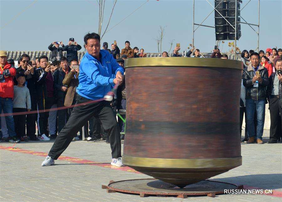 2000-килограммовый волчок в провинции Хэнань