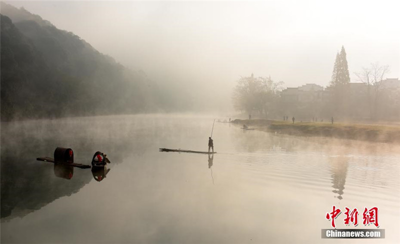 Утренний пейзаж "самой красивой деревушки" Китая