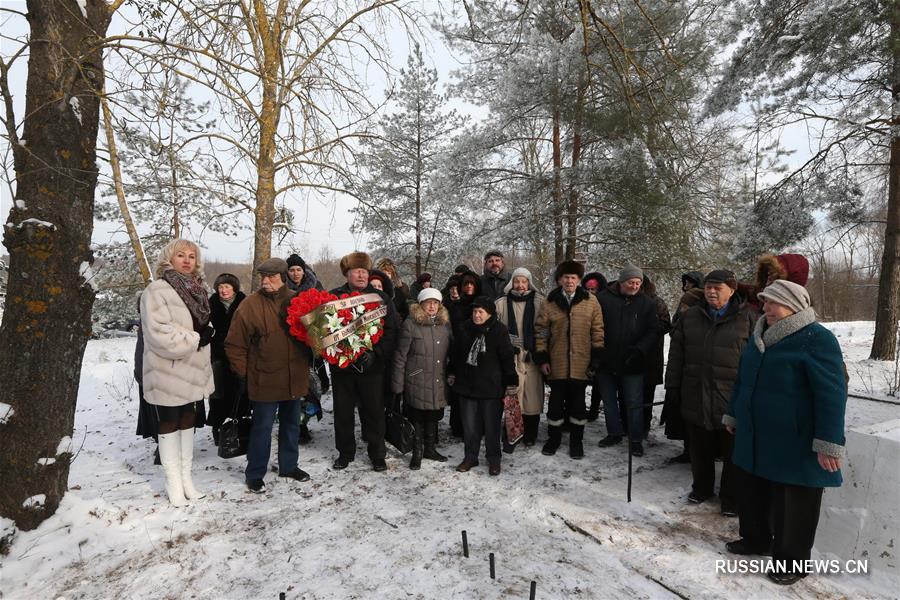 В белорусской деревне почтили память узников гетто и праведников мира