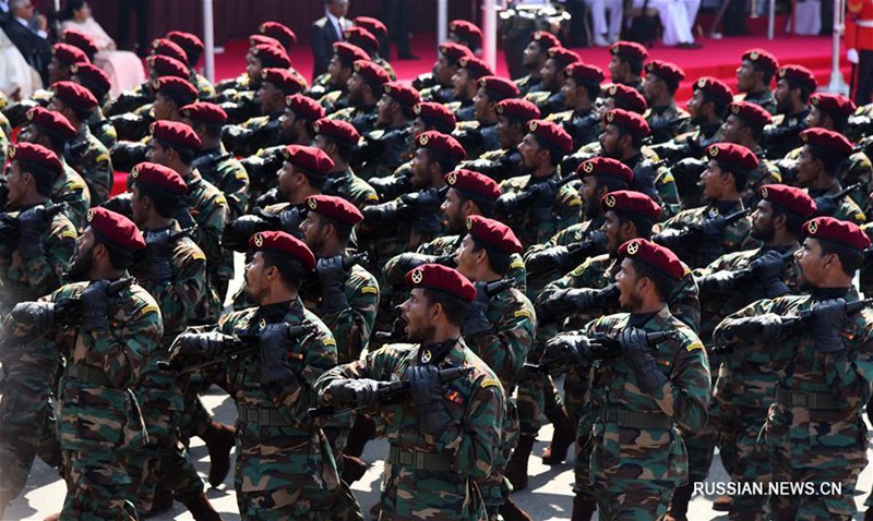 В Шри-Ланке состоялся военный парад по случаю 70-летия независимости