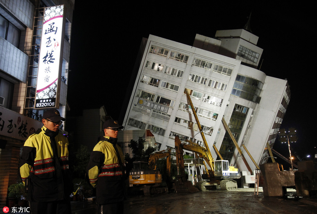 Число жертв землетрясения на Тайване возросло до девяти человек, включая трех жителей материкового Китая