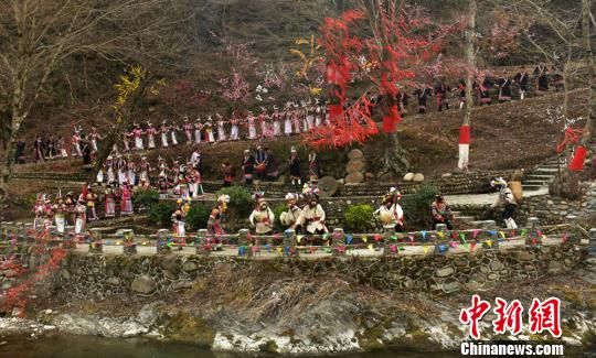 Обряд «чигэчжоу» проводится для привлечения удачи и как молитва о благополучии и счастье. 