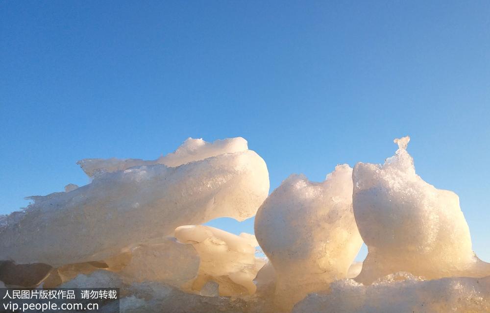 Ледяной пейзаж во Внутренней Монголии