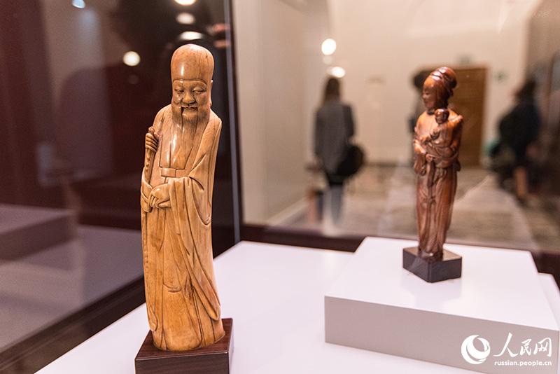 Выставка «Династия Мин: сияние учености» открылась в Музеях Московского Кремля