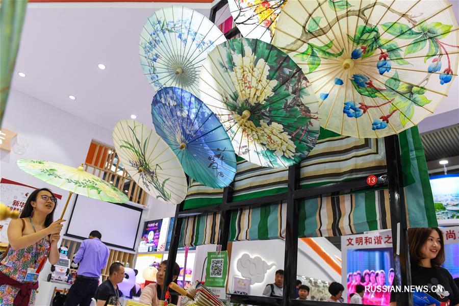 Сплав традиций и инноваций на 14-й Шэньчжэньской международной выставке культурной индустрии