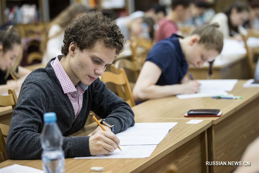В России прошел международный квалификационный экзамен по китайскому языку HSK