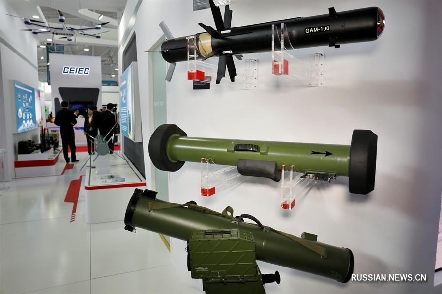 В Астане открылась Международная выставка вооружений и военно-технического имущества KADEX-2018