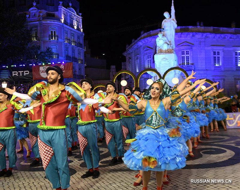 Карнавал фестиваля в Лиссабоне