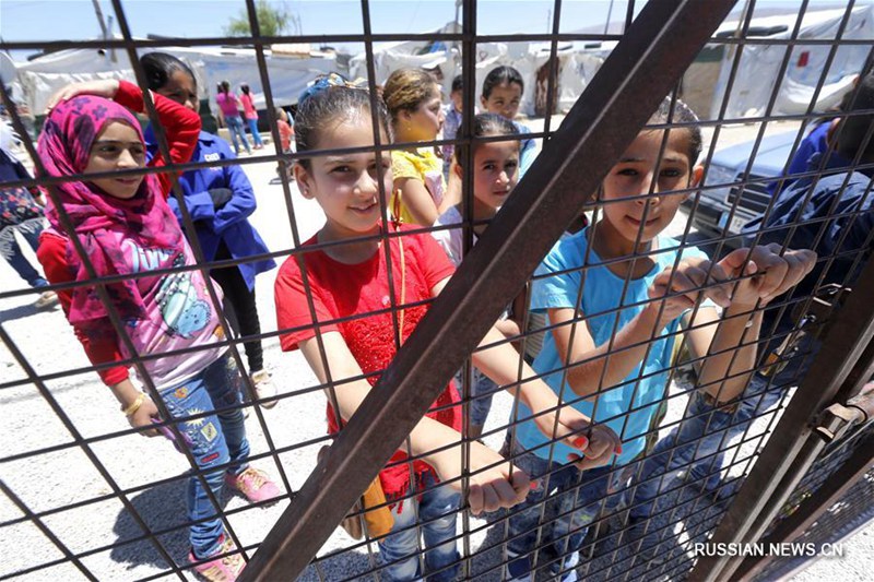 Сирийские беженцы в Ливане: жизнь в палаточных лагерях продолжается