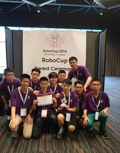 Китайская команда в третий раз стала победителем чемпионата мира по футболу роботов RoboCup