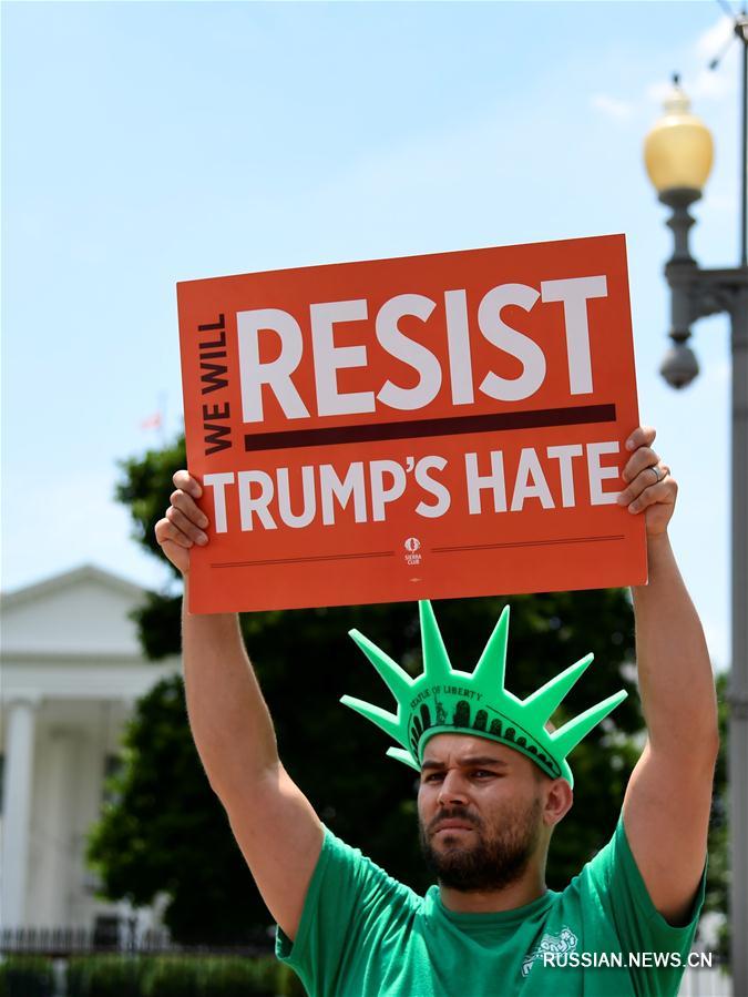 В США прошли более 700 демонстраций против миграционной политики