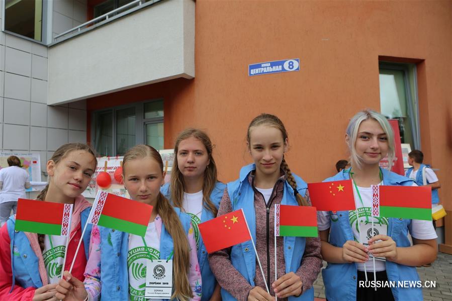 В Беларуси отдыхают китайские дети