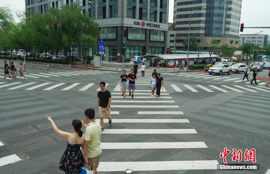 В Пекине появился первый всесторонний перекрёсток 