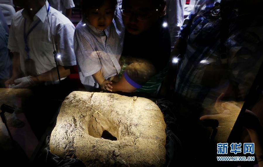 В Китае впервые восстановили метеоритный кратер