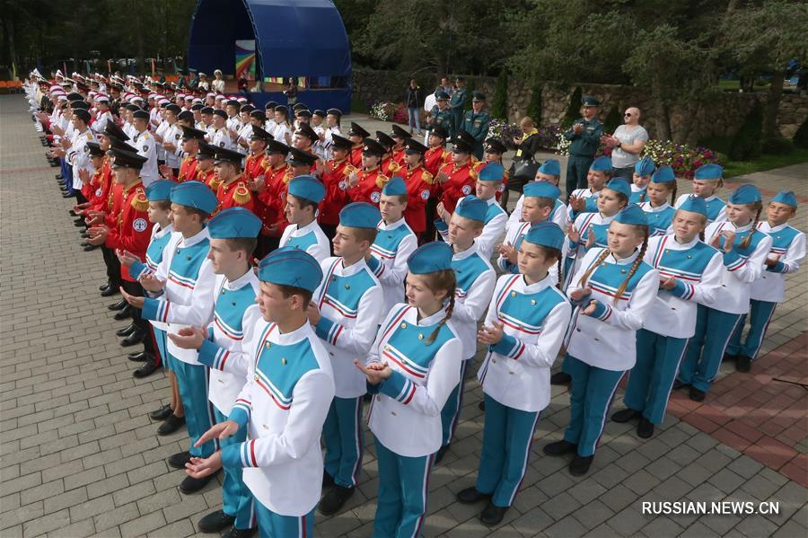 В Беларуси стартовали соревнования юных спасателей-пожарных