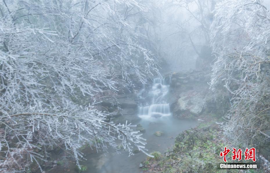 Ледяная красота гор Лушань 
