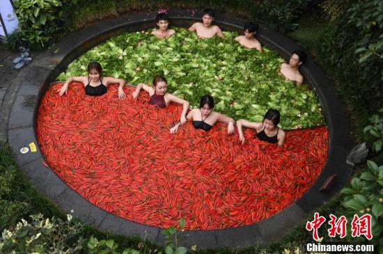 Спа-бассейн в форме хого появился в городе Ханчжоу
