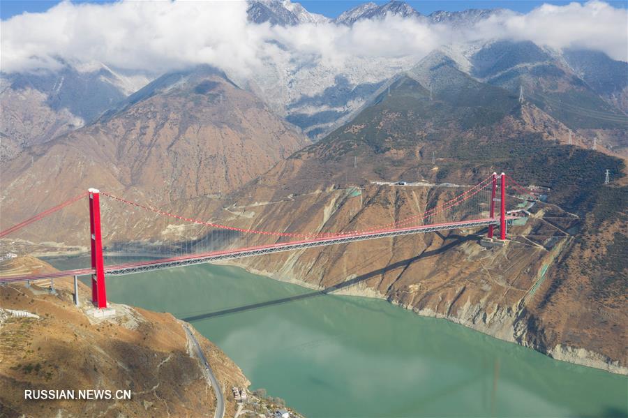 В провинции Сычуань завершено строительство скоростного шоссе Яань -- Кандин