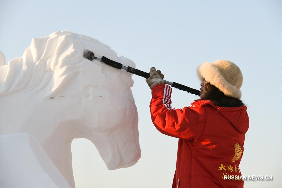 Третий день 6-го Всекитайского студенческого конкурса снежных скульптур