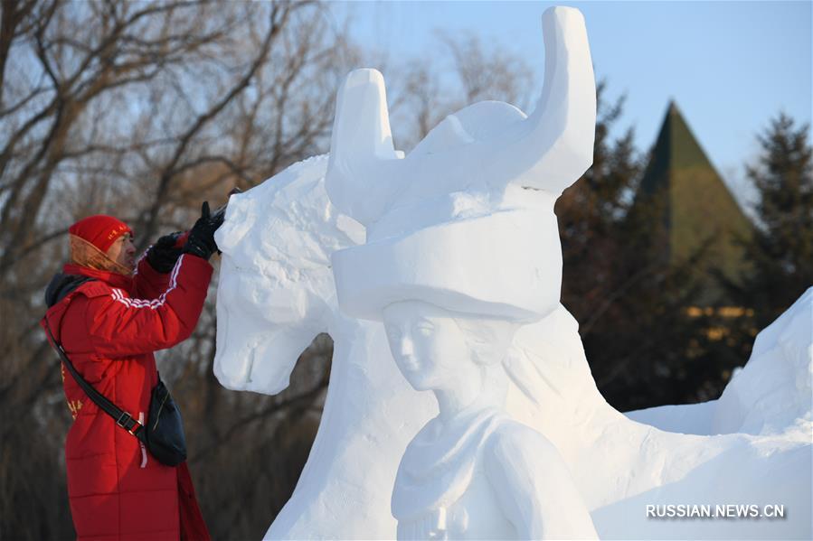 Третий день 6-го Всекитайского студенческого конкурса снежных скульптур