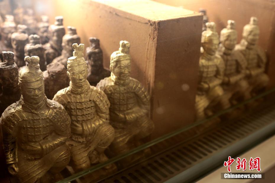 В Сиане выпустили шоколад «Терракотовая армия»