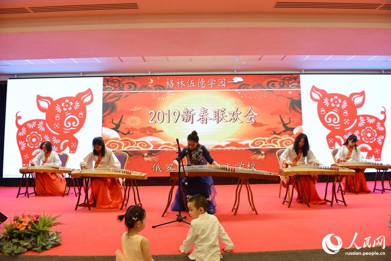 В Москве прошло праздничное мероприятие новогодней вечеринки в «Международной школе китайского языка»