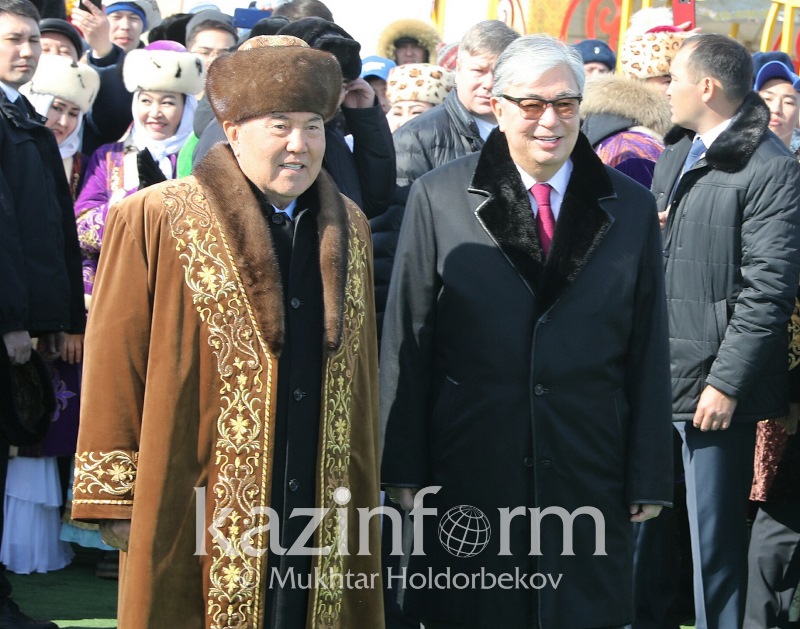 Назарбаев и Токаев поздравили казахстанцев с Наурызом