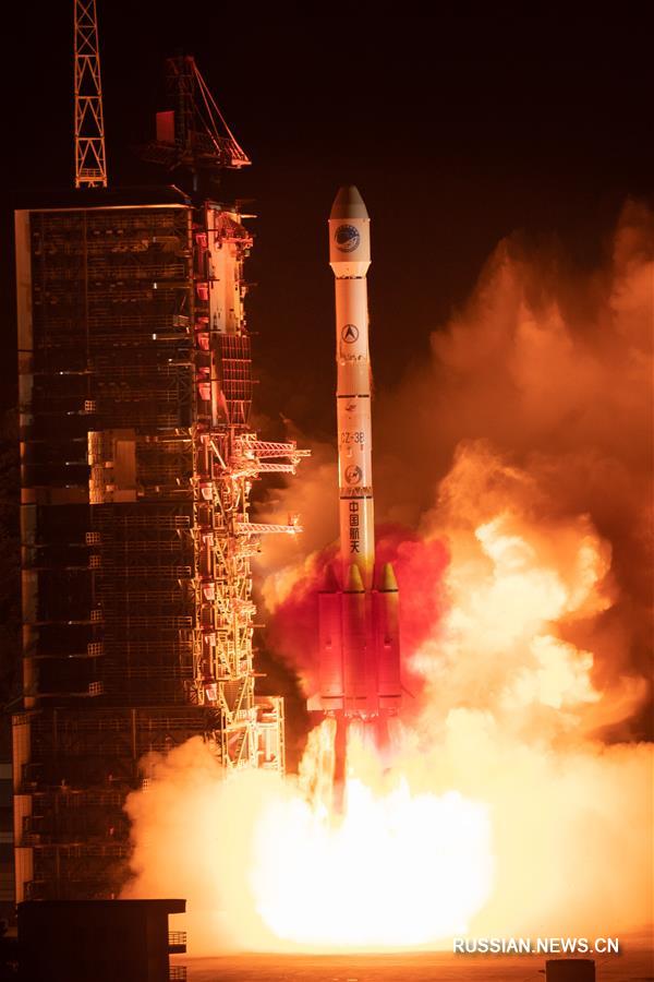 Китай успешно запустил в космос 44-й навигационный спутник "Бэйдоу"