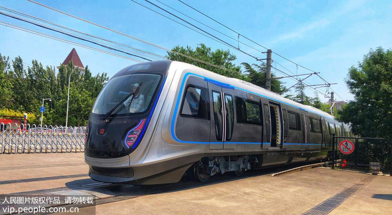 Китай успешно испытал поезда метро нового поколения