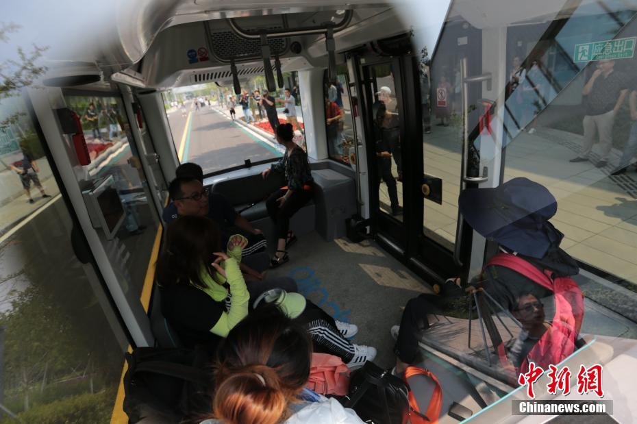 В Сюнъани запустили пассажирский беспилотный автобус