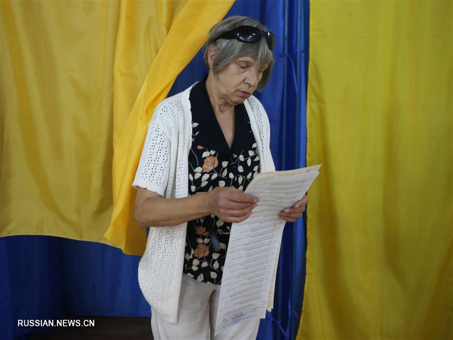 Украина избирает новый парламент