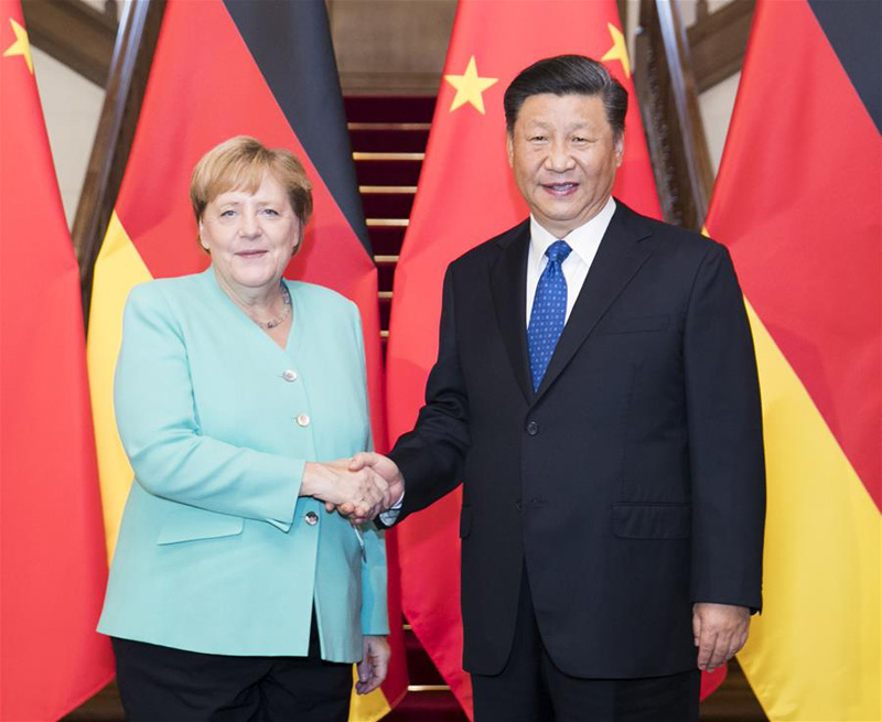 Си Цзиньпин встретился с канцлером Германии А. Меркель 
