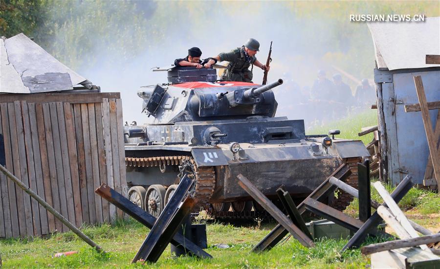 На "Линии Сталина" под Минском прошла военно-историческая реконструкция боев 1941 года