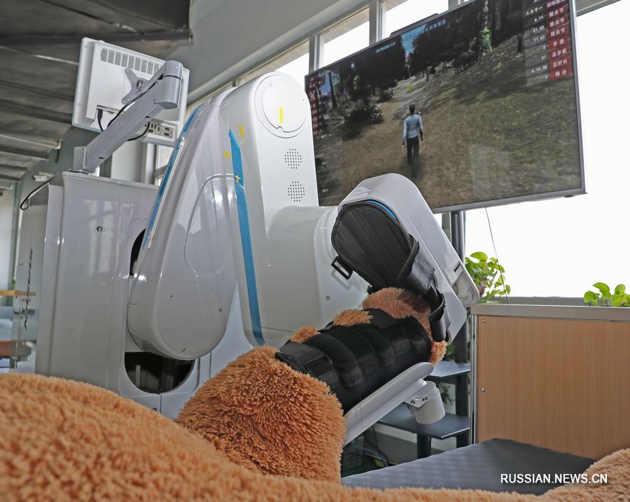Лидирующий в Китае производитель роботов улучшает условия жизни пожилых людей