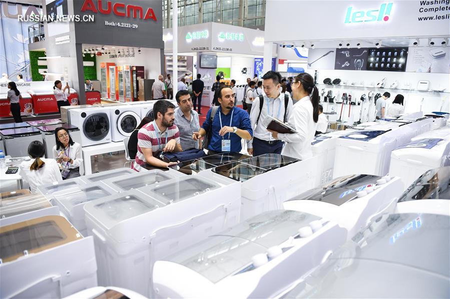 В Гуанчжоу открылась 126-я Китайская ярмарка импортных и экспортных товаров