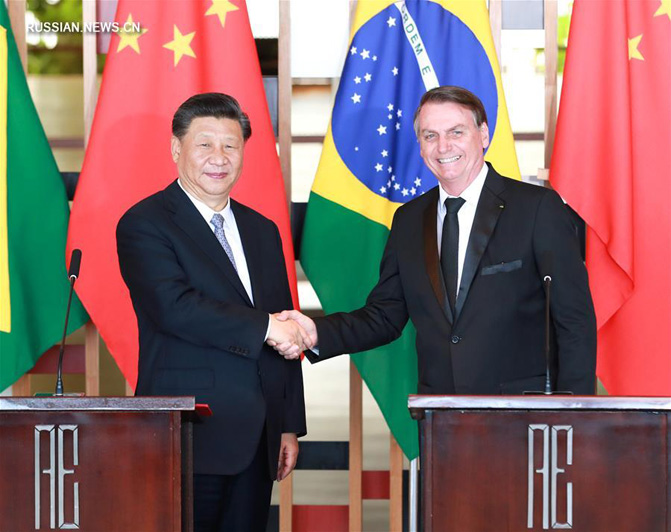 Си Цзиньпин провел переговоры с президентом Бразилии Ж. Болсонару