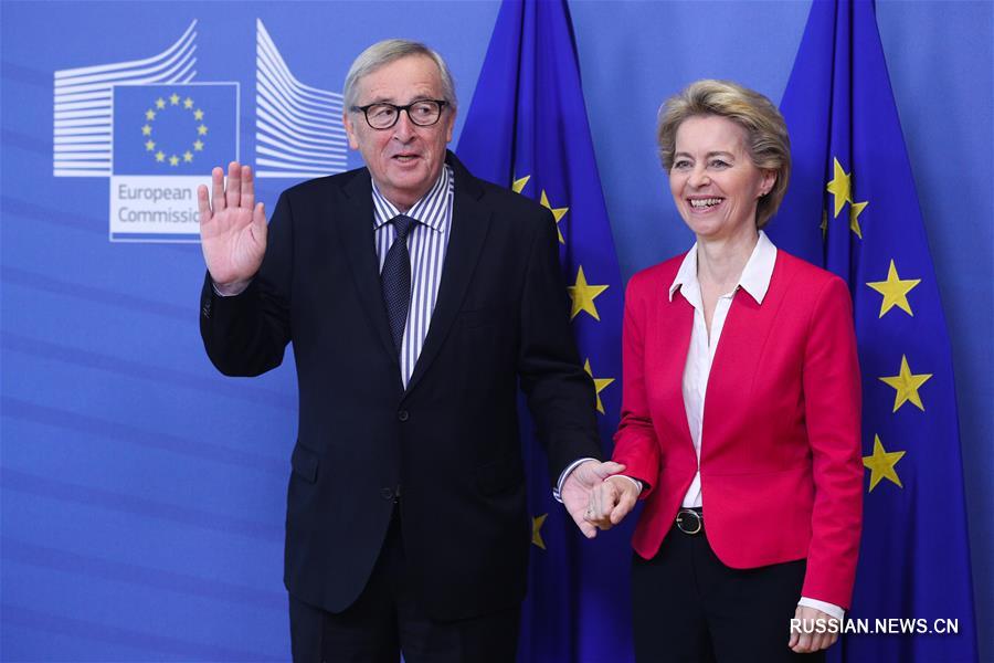 Церемония передачи полномочий председателя Европейской комиссии состоялась в Брюсселе