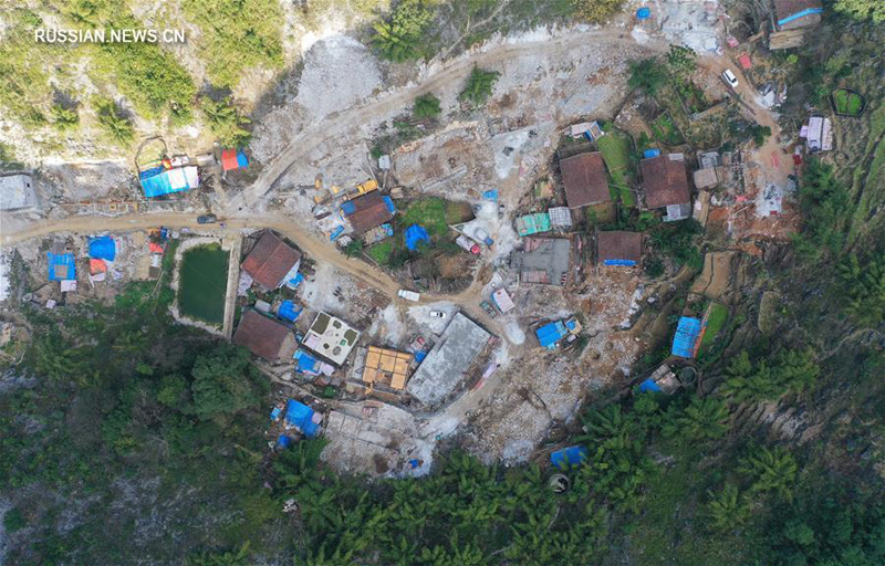 Борьба с бедностью в горном уезде в Гуанси-Чжуанском АР