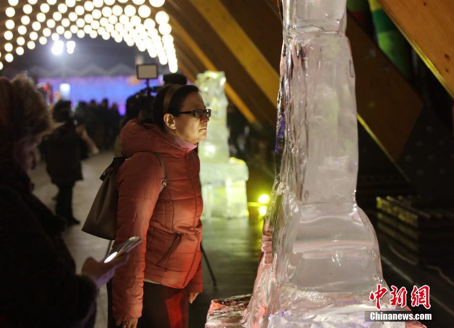 В Москве открылась Харбинская выставка ледяных скульптур