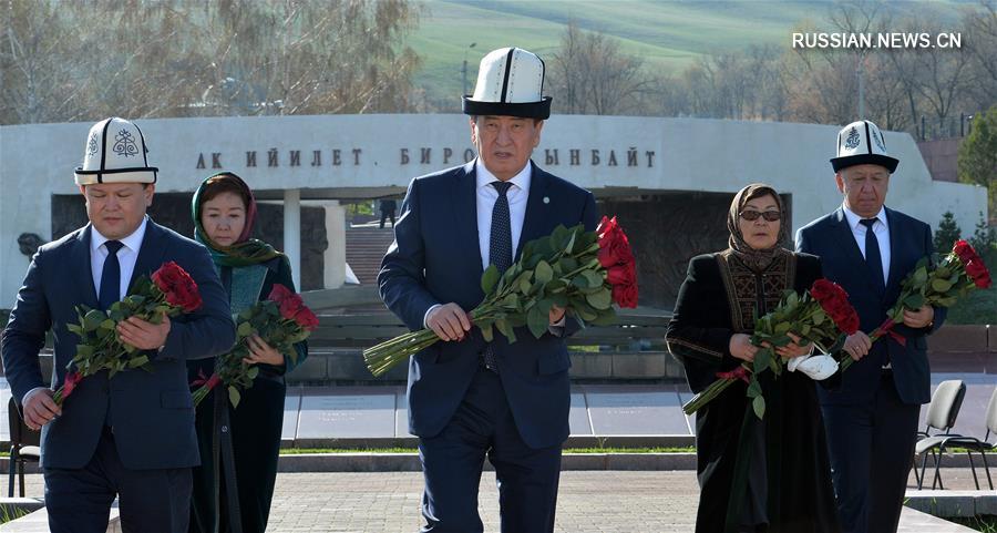 В Кыргызстане отметили годовщину революции 2010 года