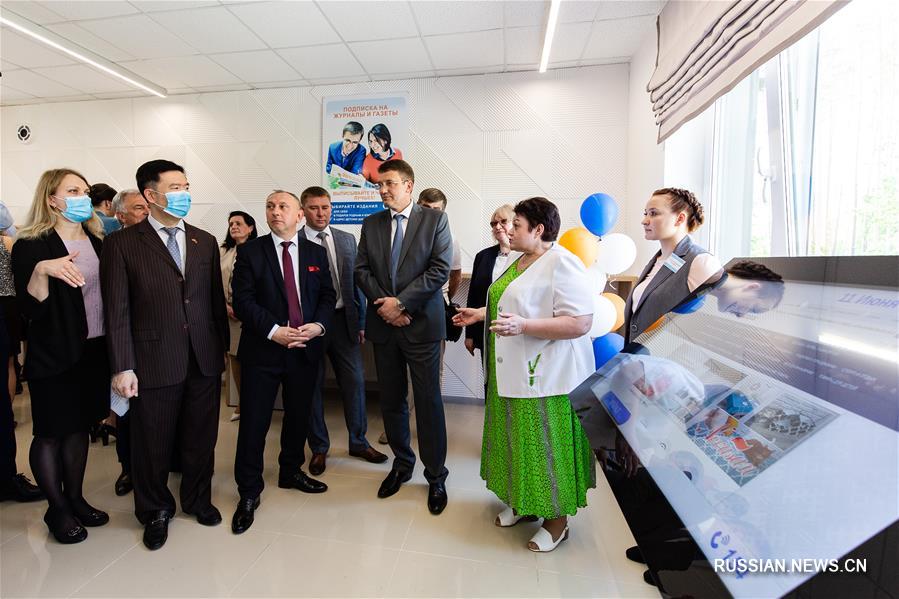 В Китайско-белорусском индустриальном парке "Великий Камень" открылось новое отделение почтовой связи