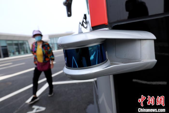 В китайском городе Чжэнчжоу запущены в пилотную эксплуатацию беспилотные автобусы с поддержкой технологии 5G