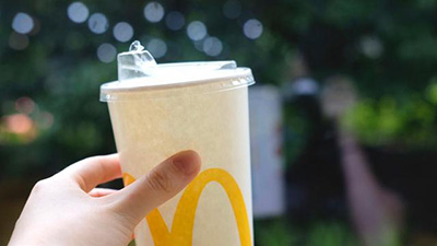 MacDonald’s в Китае прекращает использование пластмассовых трубочек