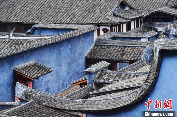 Древнее жилище в китайском уезде Миньцин провинции Фуцзянь
