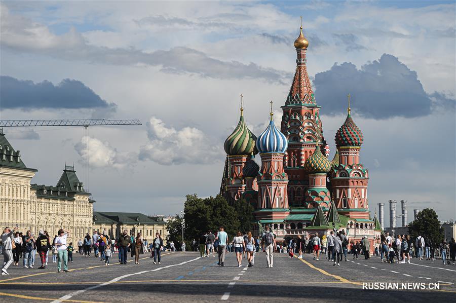 Число случаев COVID-19 в России превысило 800 тысяч