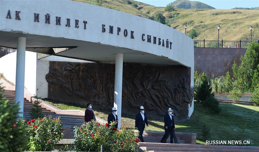 В Кыргызстане скорбят по погибшим от COVID-19