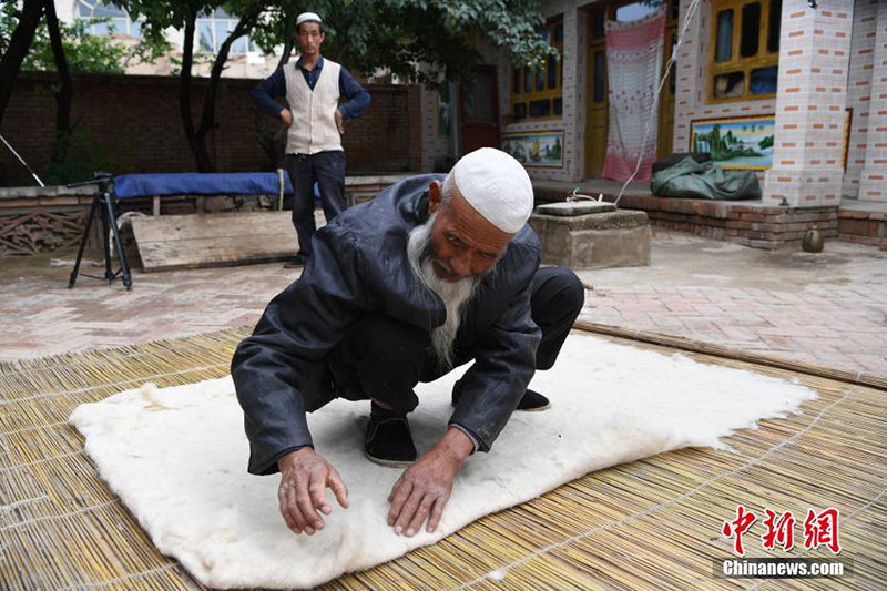 Традиционная техника валяния войлока в китайской провинции Ганьсу