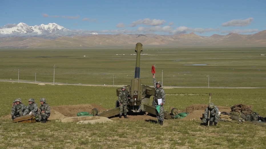 Тибетский военный округ провел учения с практическими снарядами на высокогорье