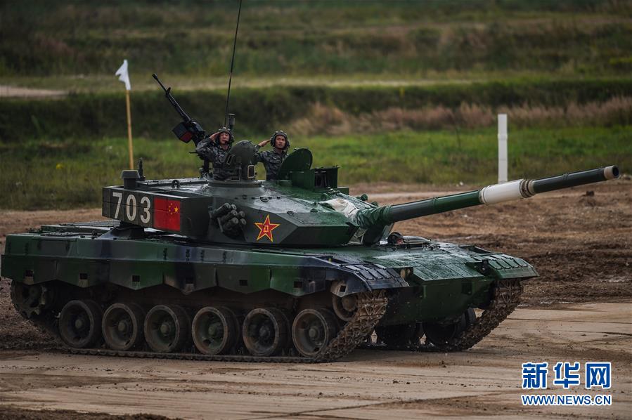 Сборная Китая вышла в полуфинал соревнований по танковому биатлону в рамках «АрМИ-2020»